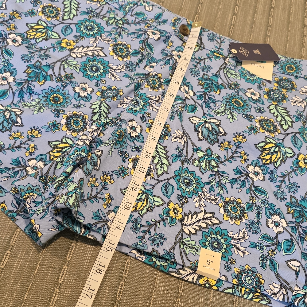St. John's Bay Floral Women's Shorts - Blue and Yellow - Picture 4 of 5